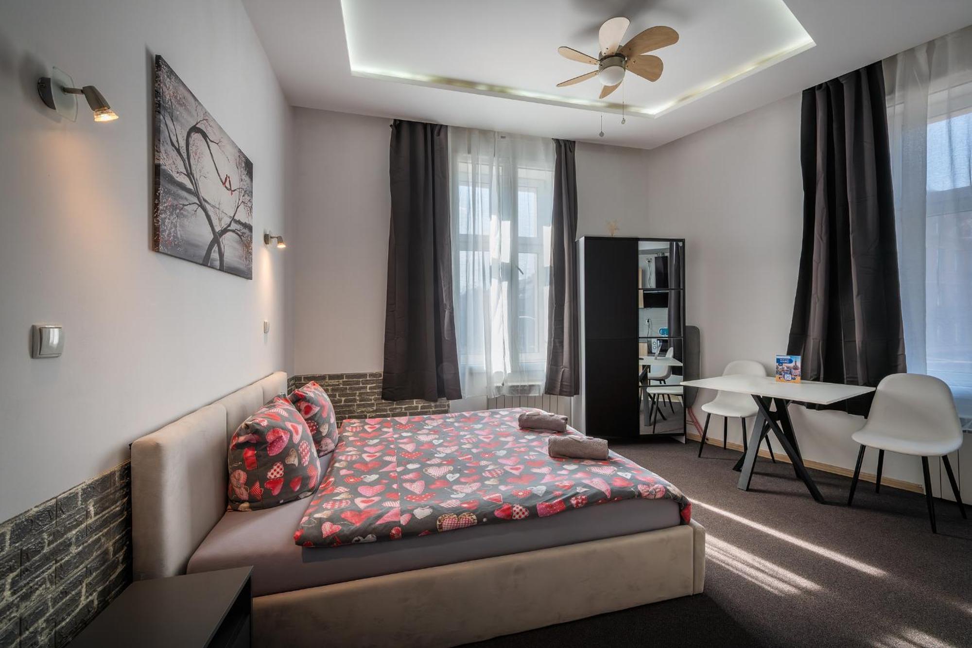 70S Business Room Краків Екстер'єр фото